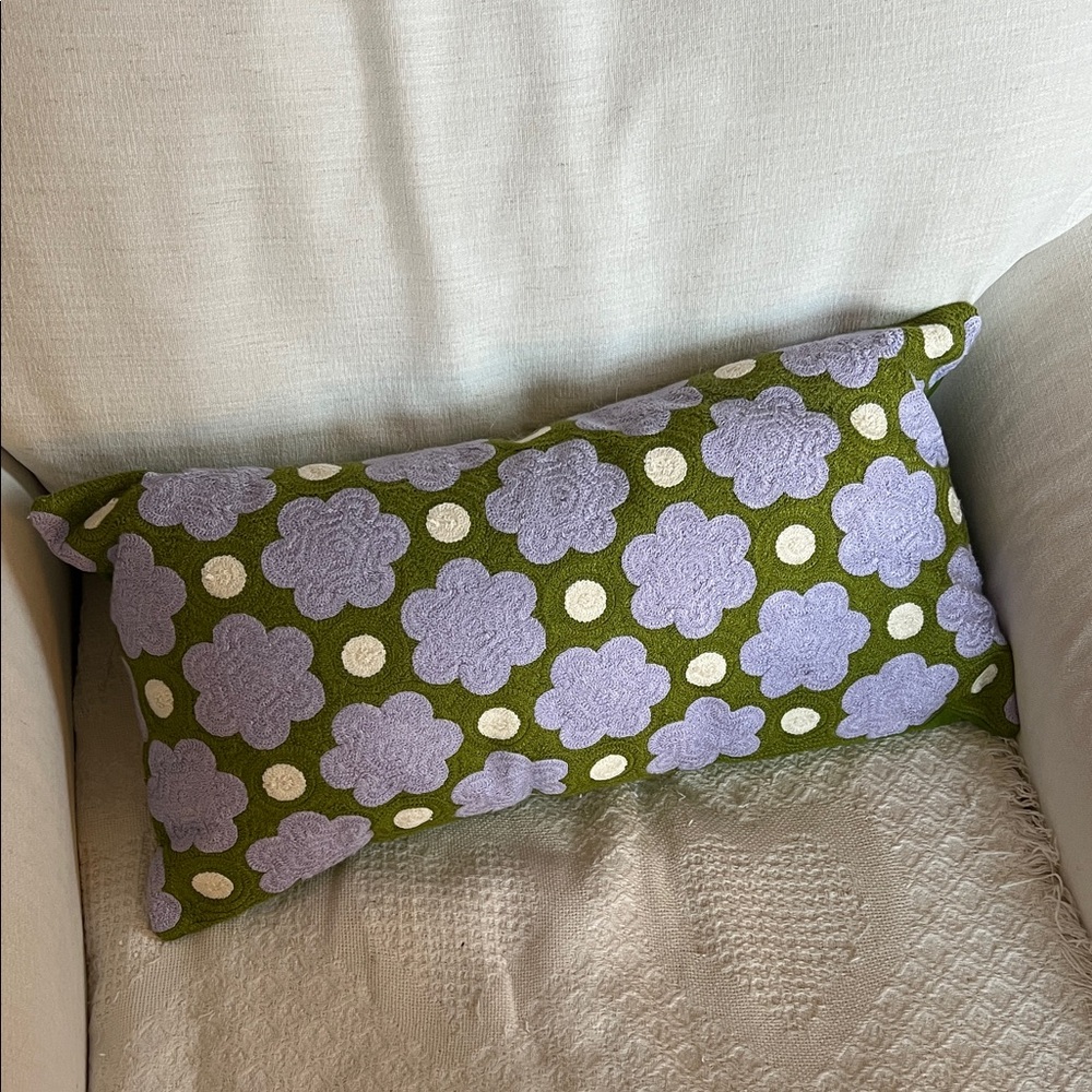 Dusen Dusen Pillow